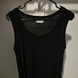 Women’s black sleeveless maternity shirt size xl